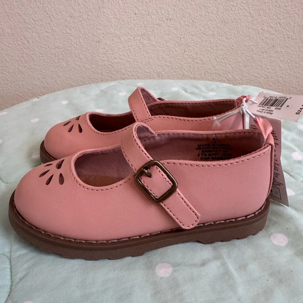 NWT Old Navy BAMBOO Pink Dress Shoes with Classic Mary Jane Style  size 8